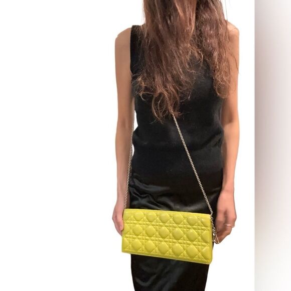 The carnage Lady Dior lamb skin pouch, - Picture 2 of 11